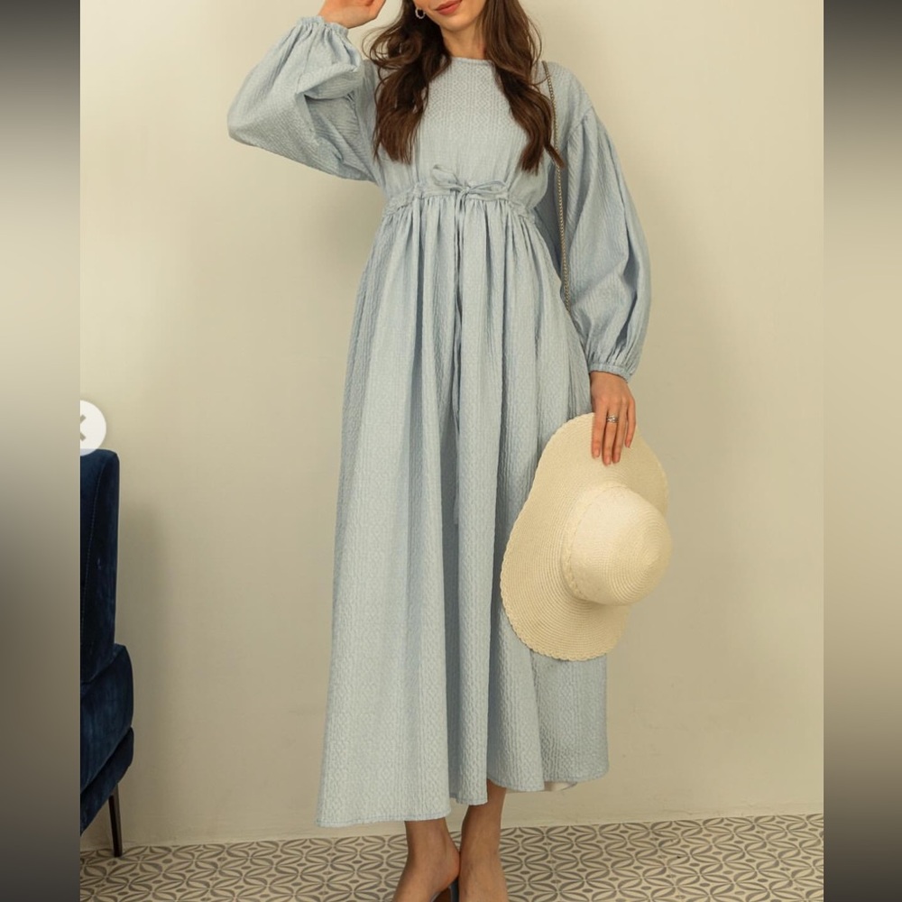Green Bishop Sleeve Sundress with Crew Neck for Casual Days